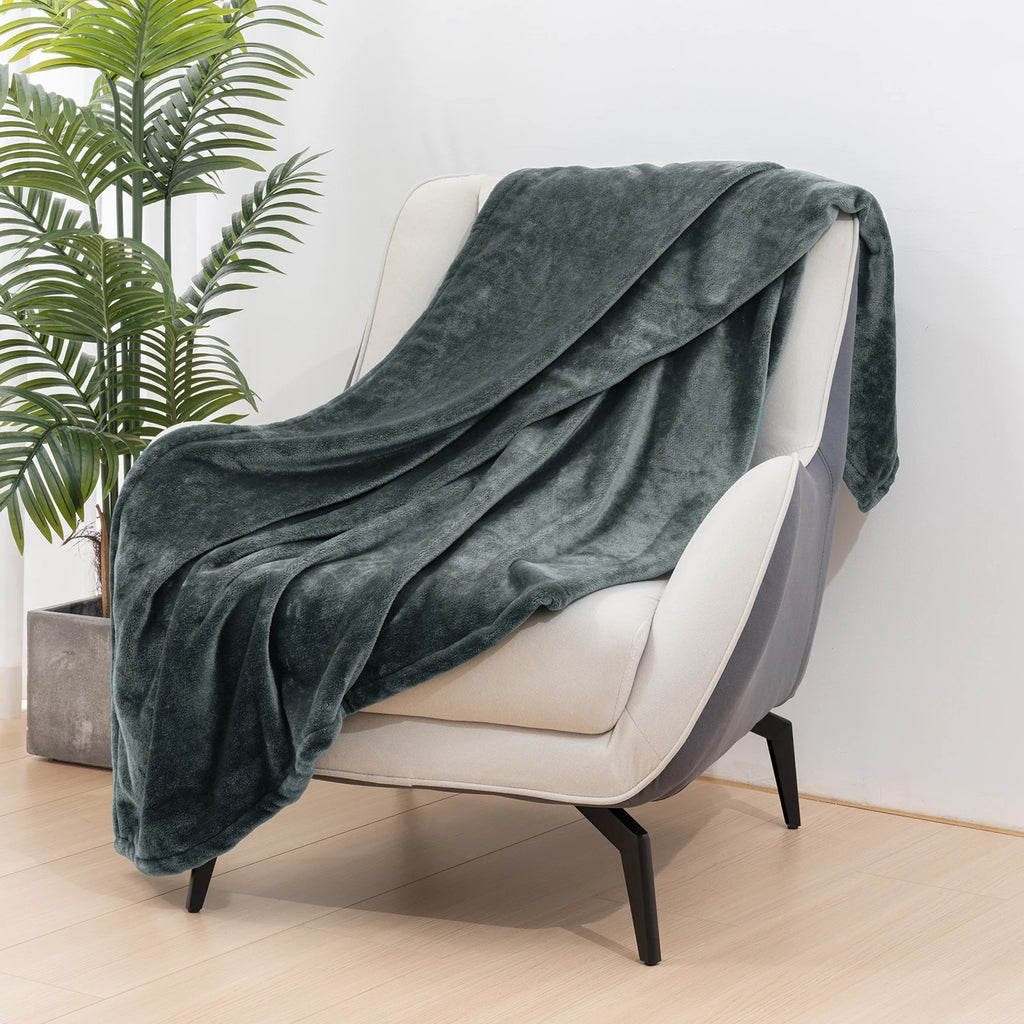 Soft Cozy Double-Sided Fleece Blanket